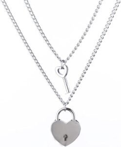 Access Hollywood Kit Hoover Lock Key Necklace