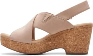 Access Hollywood Kit Hoover sandal