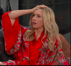 Days Of Our Lives Emily O'Brien floral-Print Satin Robe