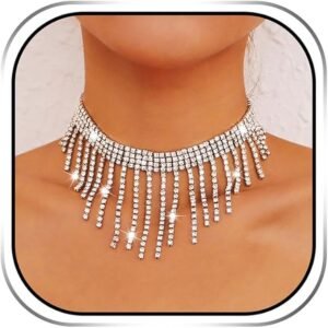 Deceitful Love Dhar­ma Man­gia Fringe Neck­lace