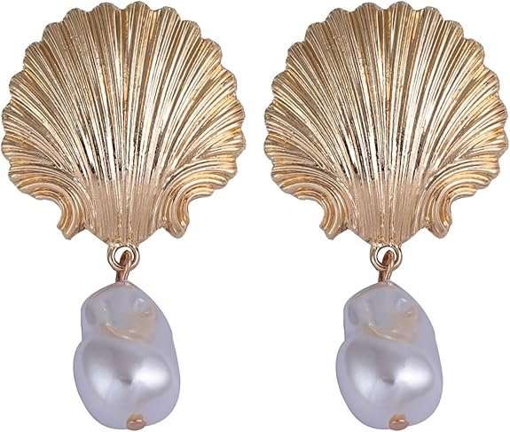 The Young and the Restless Melissa Ordway shell and pearl drop earrings